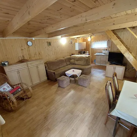 Lesna Lodge